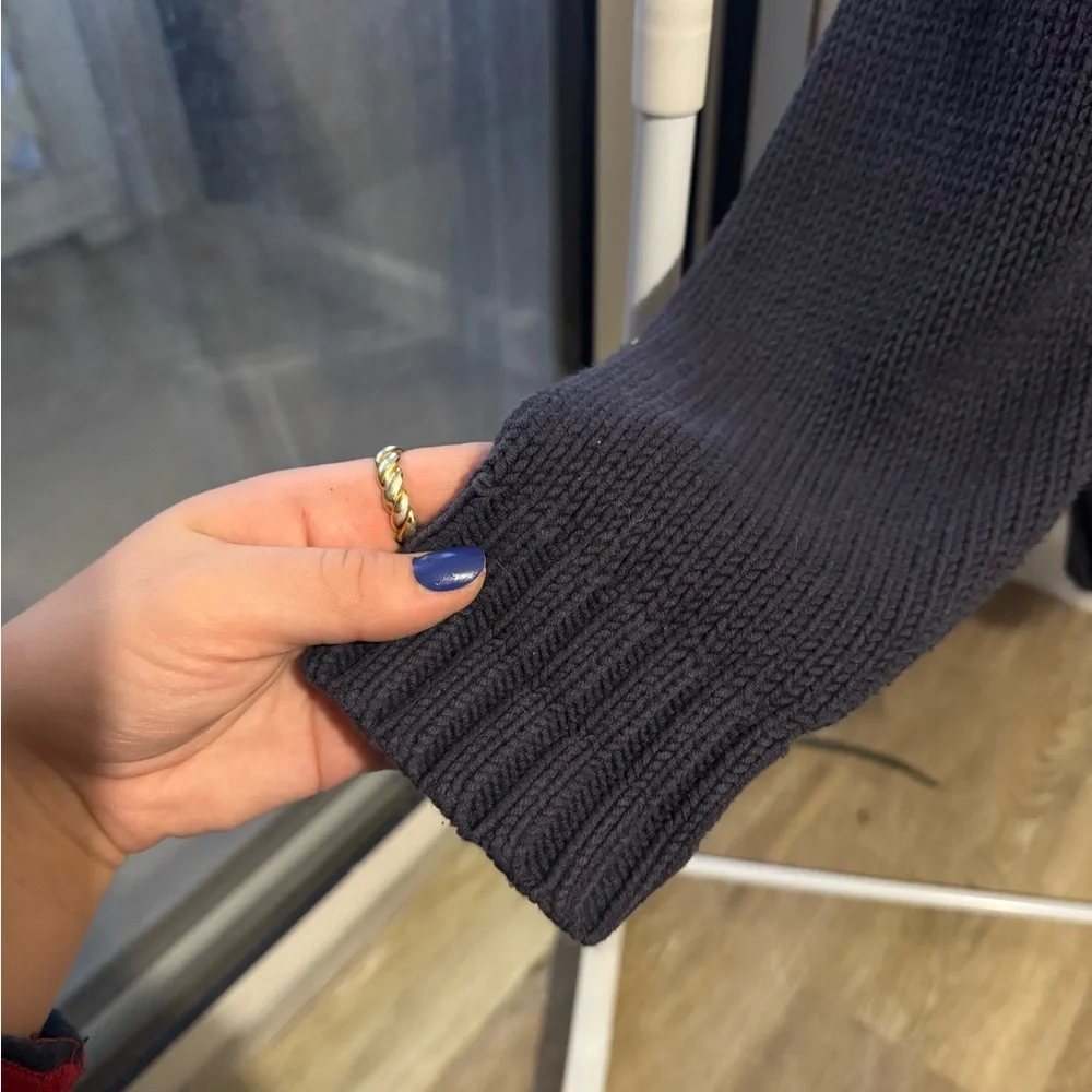 Old Navy Crewneck Sweater